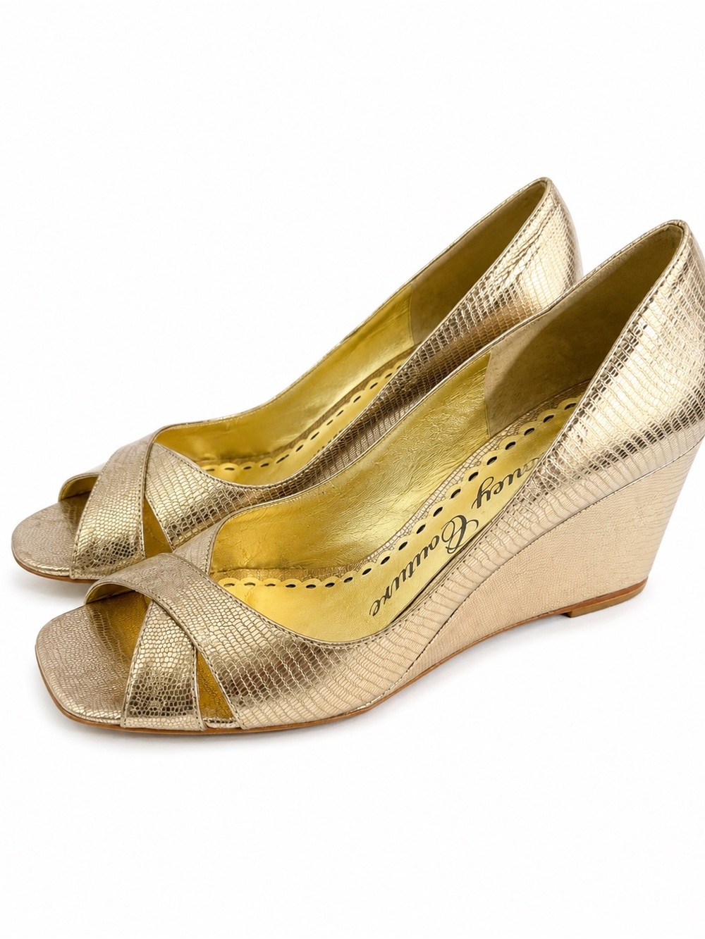 Juicy Couture Vintage Y2K Gold Metallic Wedge Sandals Size 6M